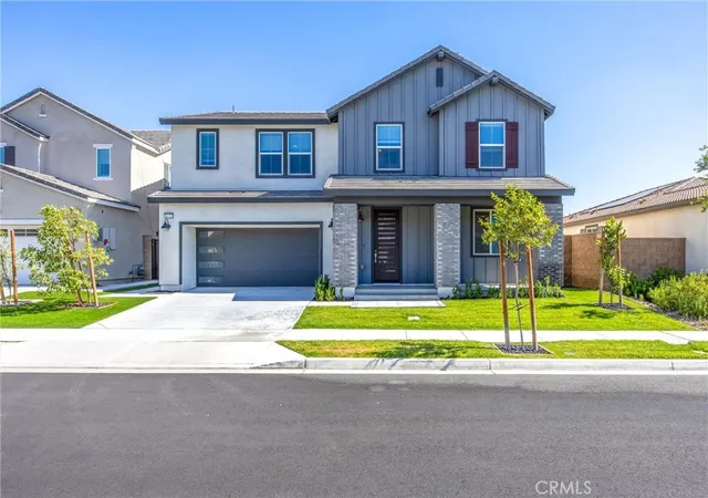 Photo 4 of Sale Pending at 16723 Yarrow Ln, Fontana, CA 92336 | MLS# CV26142281 | Listing updated on 2026-09-29