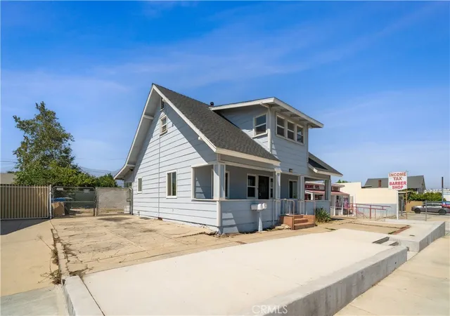 1st image of 745 E Holt, Ontario, CA 91761 | MLS# IG26115051