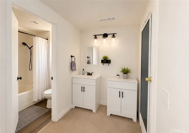 Photo 4 of Single family home for sale at 44128 Galicia, Hemet, CA 92544 | MLS# SW26142341 | Listing updated on 2026-07-01