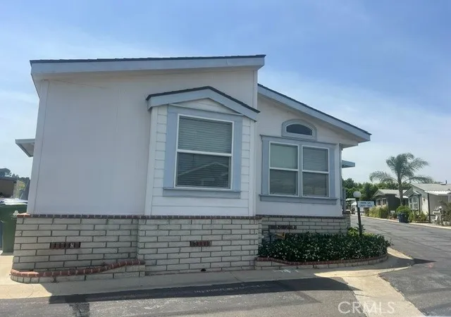 Homes for sale in Canoga Park, CA | 8811 Canoga Ave #303, Canoga Park, CA 91304 | MLS# SR26142374