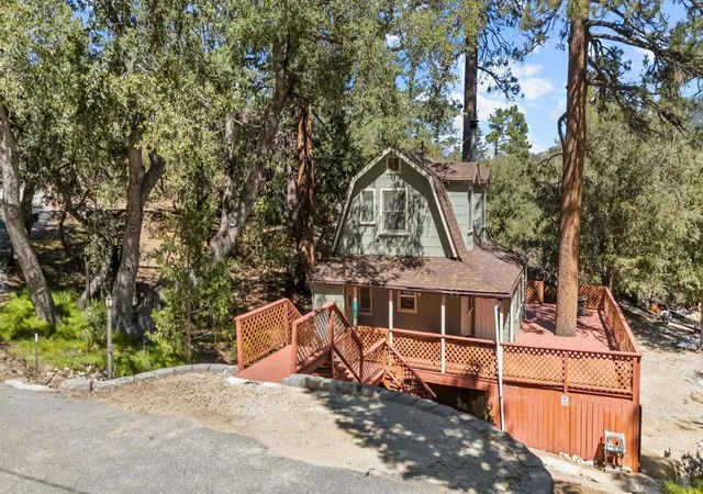 Homes for sale in Idyllwild, CA | 52910 Cedar Dr, Idyllwild, CA 92549 | MLS# 260015871SD