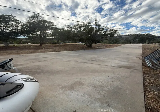 4th image of 30065 Tioga Dr, Coarsegold, CA 93614 | MLS# FR26142384