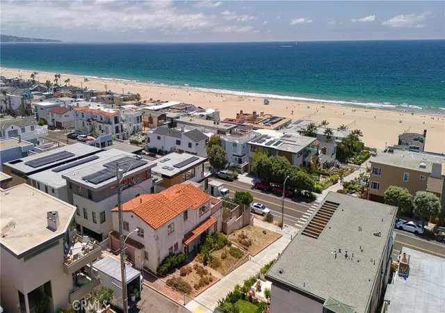 Homes for sale in Manhattan Beach, CA | 220 Manhattan Ave, Manhattan Beach, CA 90266 | MLS# SB26142404