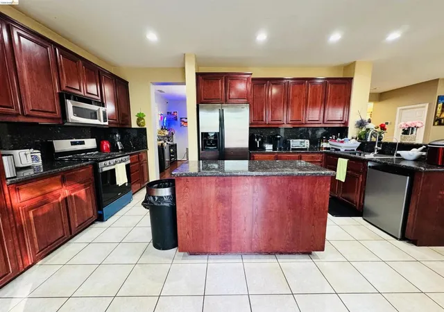4th image of 9332 Jacks Pl, Patterson, CA 95363 | MLS# 41140105