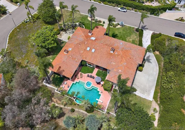 Homes for sale in Del Mar, CA | 4311 Vista De La Tierra, Del Mar, CA 92014 | MLS# 260015874SD