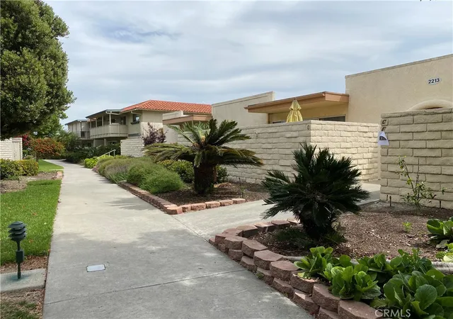 Homes for sale in Laguna Woods, CA | 2213 Via Mariposa East #B, Laguna Woods, CA 92637 | MLS# PW26142438