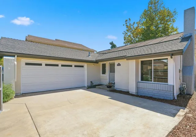 Photo 3 of Sale Pending at 979 Calma Dr, Chula Vista, CA 91910 | MLS# NDP2606262 | Listing updated on 2026-07-09