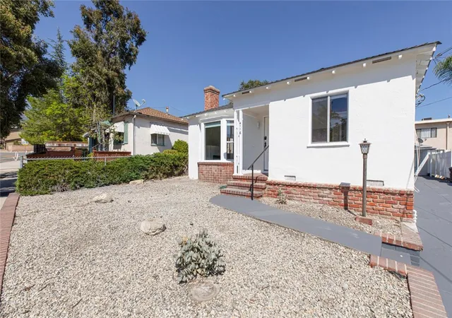 Photo 3 of Single family home for sale at 4116 Briggs Ave, Montrose, CA 91020 | MLS# GD26142454 | Listing updated on 2026-10-03