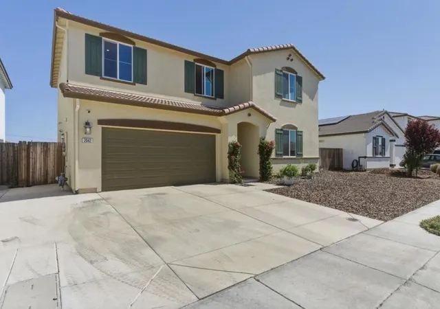 Homes for sale in Los Banos, CA | 2042 Michelle St, Los Banos, CA 93635 | MLS# ML82052704