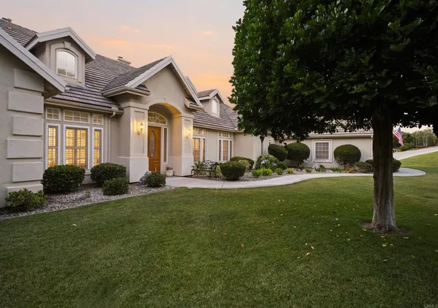 Photo 2 of Single family home for sale at 2308 Avenida La Cima, Escondido, CA 92027 | MLS# NDP2606269 | Listing updated on 2026-09-11