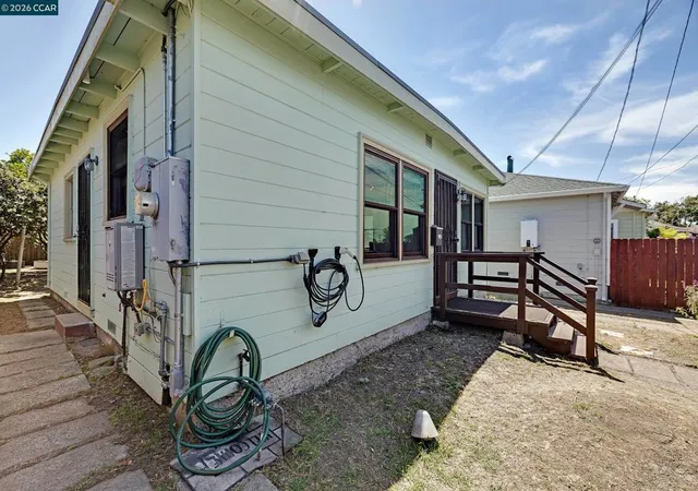 Homes for sale in Richmond, CA | 2370 Pine Ave, Richmond, CA 94806 | MLS# 41140120