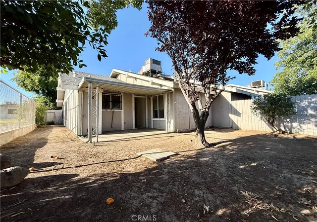 2nd image of 1027 W Dakota, Fresno, CA 93705