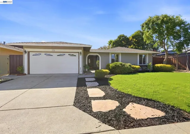 Photo 1 of Single family home for sale at 25 Tareyton Ct, San Ramon, CA 94583 | MLS# 41140130 | Listing updated on 2026-10-08