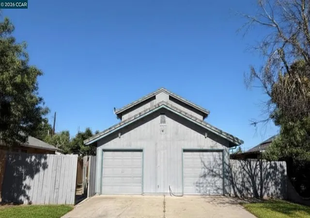 Homes for sale in Manteca, CA | 228 Elm Ave, Manteca, CA 95336 | MLS# 41140129