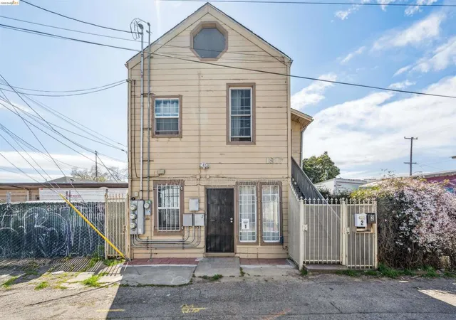 2nd image of 1820 International Blvd, Oakland, CA 94606 | MLS# 41140135
