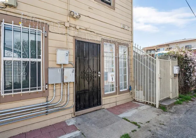 5th image of 1820 International Blvd, Oakland, CA 94606 | MLS# 41140135