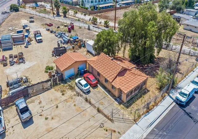 Photo 3 of Single family home for sale at 3284 Jackson, Riverside, CA 92503 | MLS# PW26141811 | Listing updated on 2026-09-10
