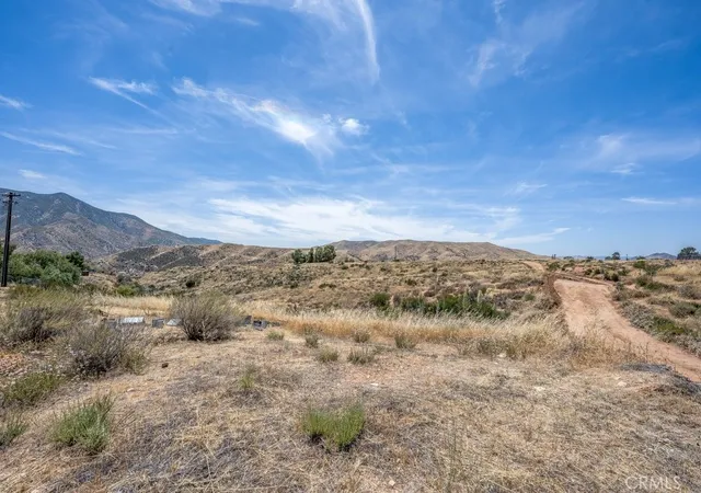 3rd image of 0 Briggs Rd, Agua Dulce, CA 91350 | MLS# SR26142772