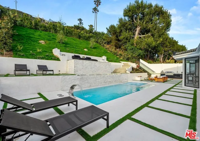 4th image of 32346 Phantom Dr, Rancho Palos Verdes, CA 90275 | MLS# 26854011