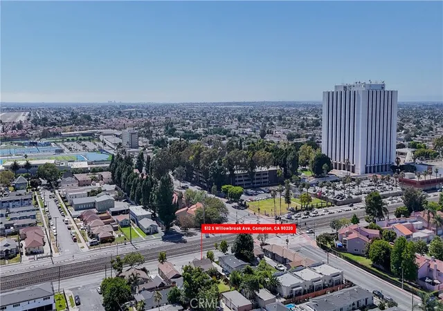 5th image of 512 S Willowbrook Ave, Compton, CA 90220 | MLS# DW26142804