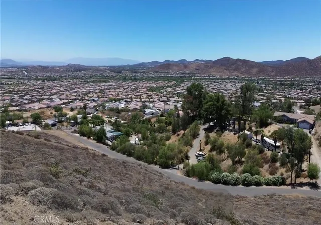 2nd image of 24200 Beverly, Menifee, CA 92587 | MLS# SW26142334