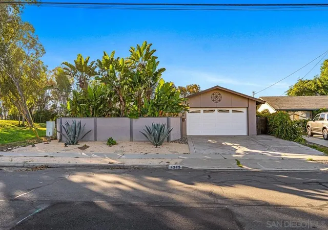 Photo 2 of Single family home for sale at 7212 Florey St, San Diego, CA 92122 | MLS# 260015912SD | Listing updated on 2026-10-01