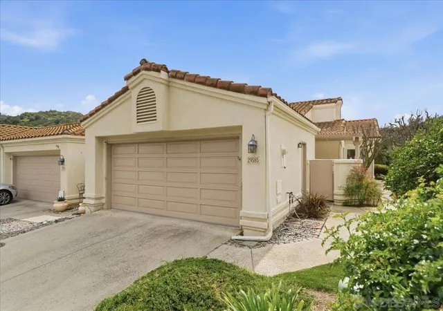Homes for sale in Escondido, CA | 29585 Circle R Greens, Escondido, CA 92026 | MLS# 260015915SD
