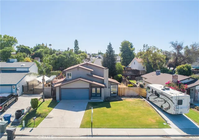 30th image of 3001 Catalina Dr, Bakersfield, CA 93306 | MLS# SR26142885