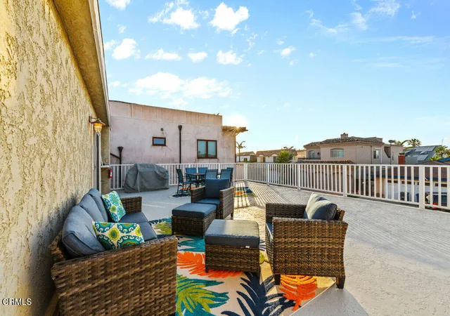 3rd image of 5003 Island View St, Oxnard, CA 93035 | MLS# V1-37317