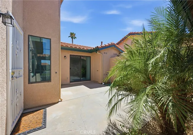 Photo 4 of Single family home for sale at 1086 Morning Mist Ct, Hemet, CA 92545 | MLS# SW26142647 | Listing updated on 2026-09-29