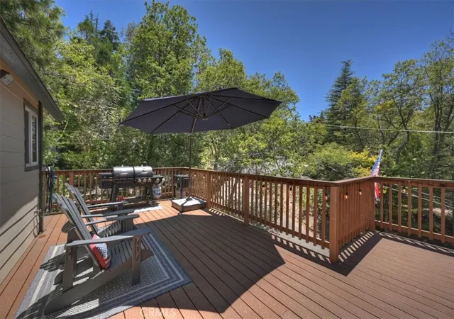 Photo 3 of Single family home for sale at 334 Highland Dr, Lake Arrowhead, CA 92352 | MLS# IG26142918 | Listing updated on 2026-10-04