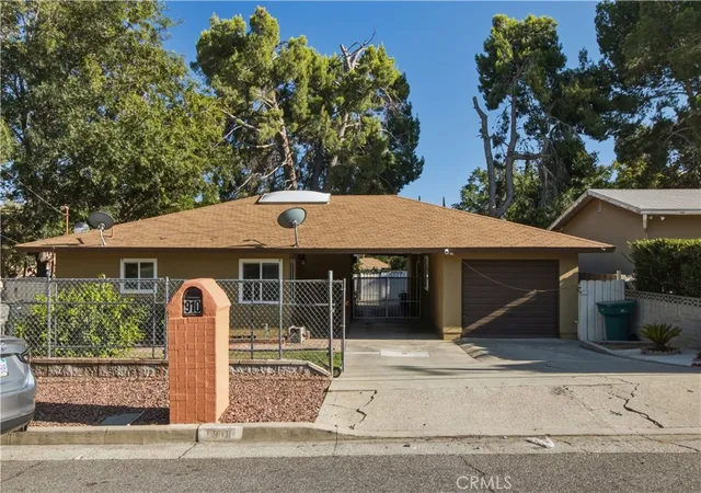 1st image of 910 W George, Banning, CA 92220 | MLS# IV26142957