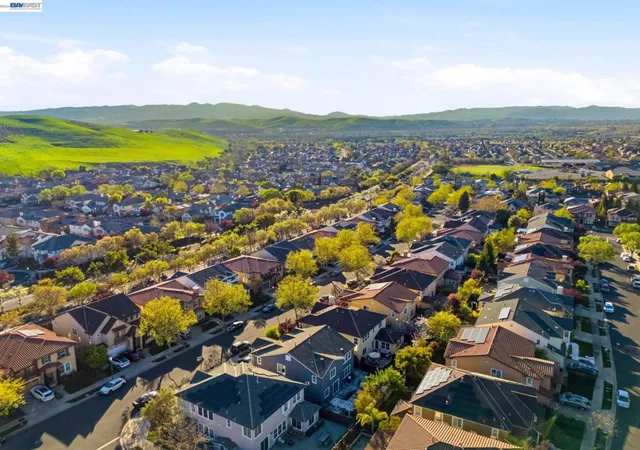 Photo 55 of Sale Pending at 3132 Ashbrook Ln, San Ramon, CA 94582 | MLS# 41140157 | Listing updated on 2026-09-10