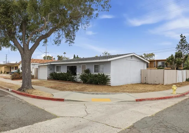 Photo 4 of Sale Pending at 5001 Barstow St, San Diego, CA 92117 | MLS# 260015937SD | Listing updated on 2026-07-15