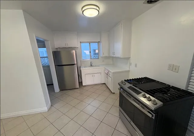 5th image of 1625 W 226Th, Torrance, CA 90501 | MLS# PV26142983