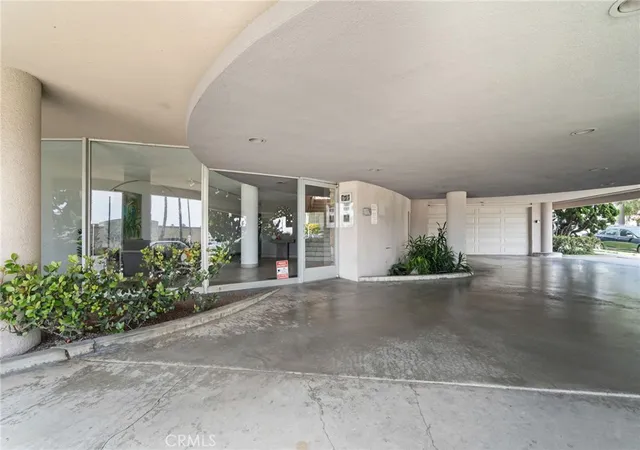 Photo 25 of Condo for sale at 3819 E Livingston Dr #9, Long Beach, CA 90803 | MLS# PW26141074 | Listing updated on 2026-09-21