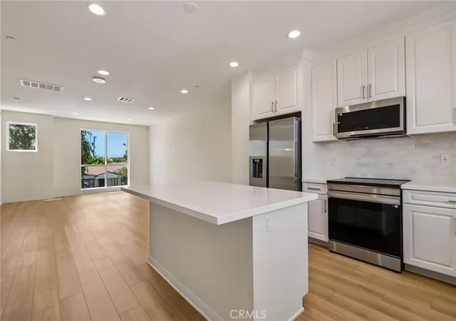 Homes for sale in Long Beach, CA | 5876 Linden Ave Ave #7, Long Beach, CA 90805 | MLS# OC26143102