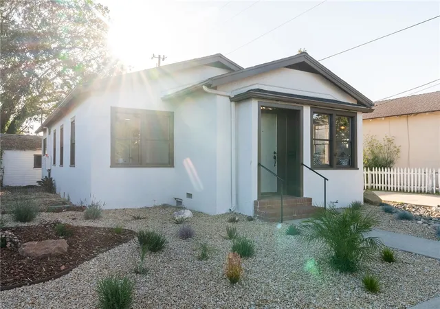 Photo 1 of Single family home for sale at 2061 Ward St, San Luis Obispo, CA 93401 | MLS# FR26143079 | Listing updated on 2026-10-02