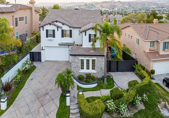 Photo 3 of Single family home for sale at 17743 Wren Dr, Canyon Country, CA 91387 | MLS# SR26142748 | Listing updated on 2026-10-03