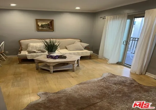 2nd image of 141 S Clark Dr #315, Los Angeles, CA 90048 | MLS# 26854561