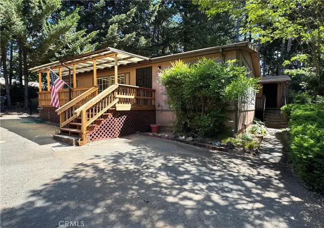 1st image of 25799 Madrone Dr, Willits, CA 95490 | MLS# LC26141538