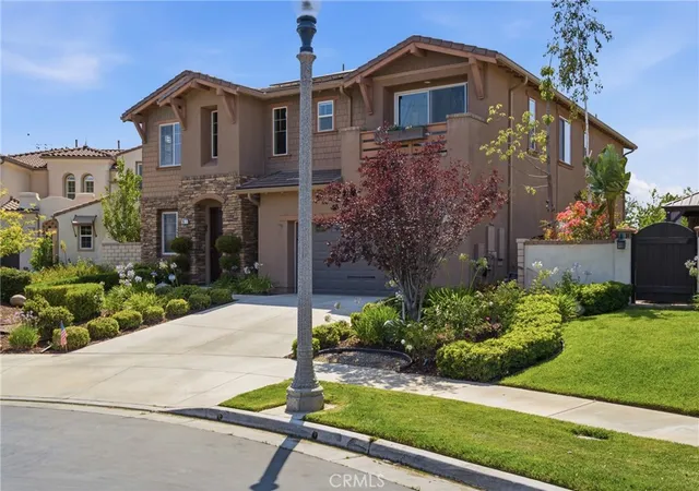 Photo 3 of Single family home for sale at 28107 Anvil, Valencia, CA 91354 | MLS# SR26137920 | Listing updated on 2026-10-03