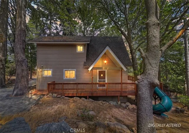 2nd image of 26375 Augusta, Lake Arrowhead, CA 92352 | MLS# IG26143145