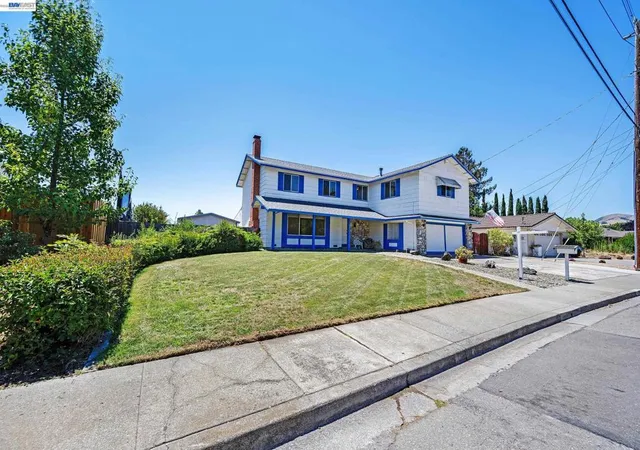 Photo 3 of Single family home for sale at 9423 Olympia Flds Dr, San Ramon, CA 94583 | MLS# 41140175 | Listing updated on 2026-09-17