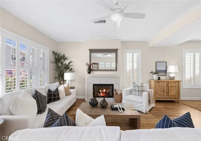 4th image of 428 E Bay Ave, Newport Beach, CA 92661 | MLS# NP26143084