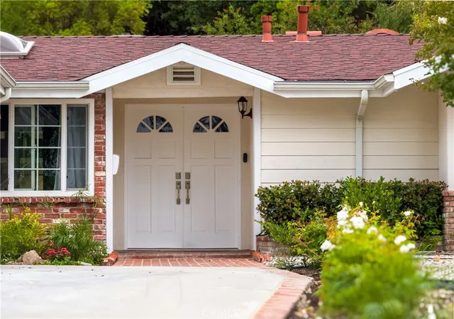 26th image of 5708 Mcdonie, Woodland Hills, CA 91367 | MLS# SR26143233