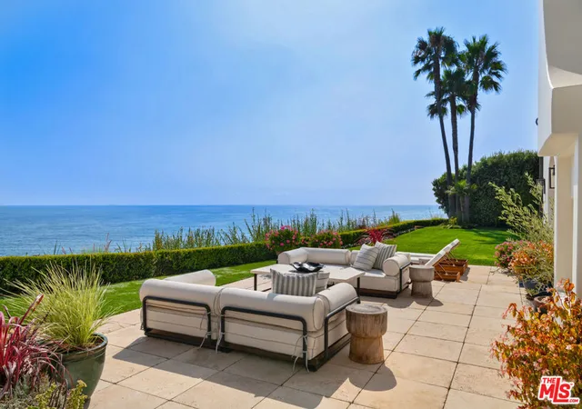 Homes for sale in Malibu, CA | 32804 Pacific Coast Hwy, Malibu, CA 90265 | MLS# 26854625