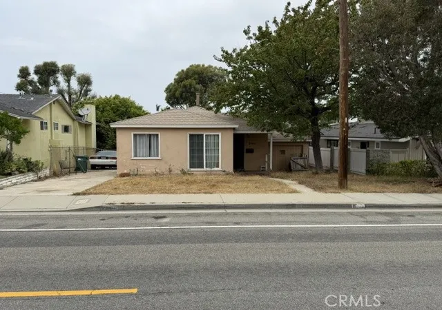 Homes for sale in Manhattan Beach, CA | 2909 N Valley, Manhattan Beach, CA 90266 | MLS# SB26142148