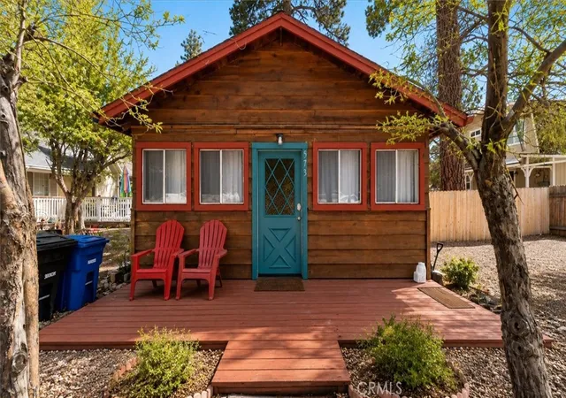 Photo 1 of Single family home for sale at 573 Spruce, Sugarloaf, CA 92386 | MLS# IG26143238 | Listing updated on 2026-07-01