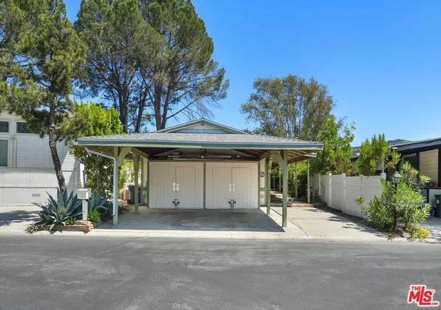 Homes for sale in Calabasas, CA | 23777 Mulholland Hwy #70, Calabasas, CA 91302 | MLS# 26853983